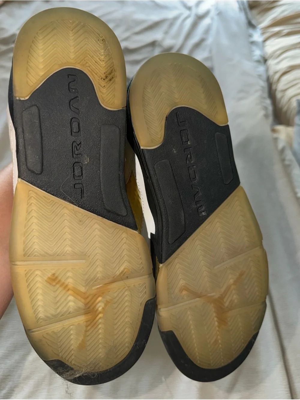 Jordan 5 Retro Olympic Gold Coin 2016 - Size 7.5Y
